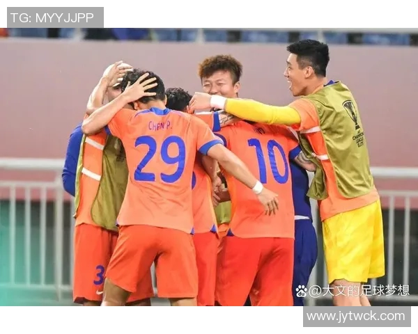 媒体人分析亚冠与联赛脱节现象强调职业联赛应优先服务国家队发展