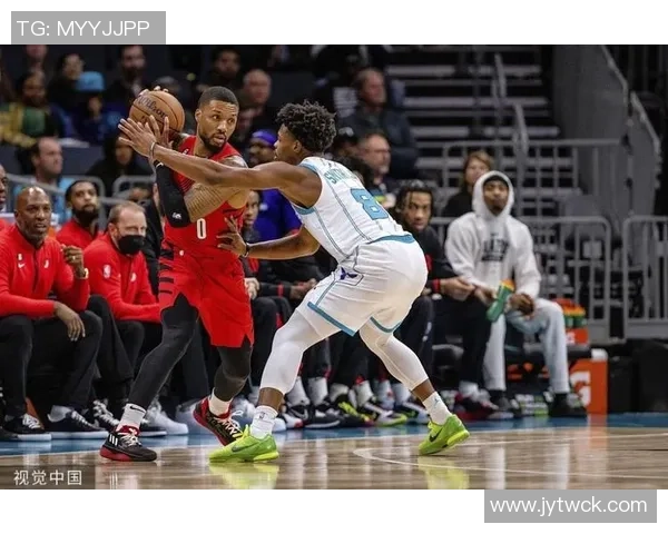 夏普表现出色砍下22分3板2助2断末节追分未果遗憾落败